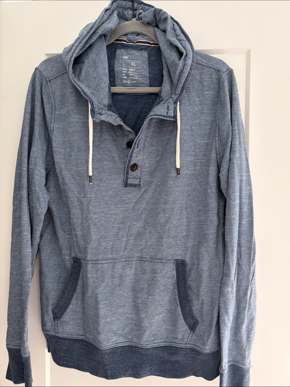 GAP Men's Light Blue Hooded Pullover Sweatshirt